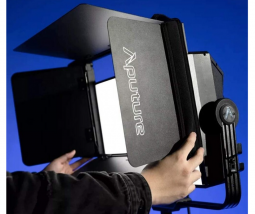 Aputure BarnDoor Nova P300c