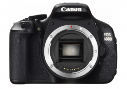 Зеркальный фотоаппарат CANON EOS 600D Body