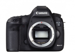 Зеркальный фотоаппарат Canon EOS 5D Mark III Body