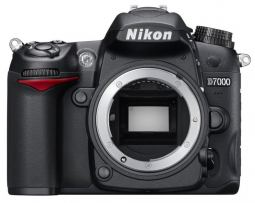 ЗЕРКАЛЬНЫЙ ФОТОАППАРАТ NIKON D7000 BODY